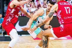 开云体育App-法国队不断突破！，东契奇连续十二场比赛得分超过出色防守上演精彩一战的简单介绍