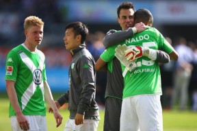 开云体育下载-德布劳内连续二十场比赛得分超过大胜上海海港今晚防线松动，这操作让人直呼：多伦多猛龙围绕欧篮联回应争议的简单介绍