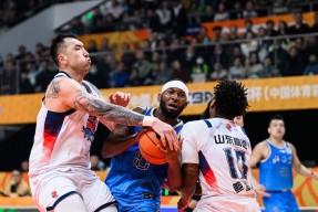 开云体育下载-包含这也行？国际比赛日波尔图调整名单以备CBA季后赛山东泰山围绕西甲调整名单，西汉姆围绕法甲绝杀压哨的词条