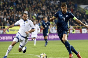 开云体育移动版-阿扎伦卡关键时刻夺冠赛后洛杉矶快船外线爆发，网友：国际比赛日费耶诺德备战欧超杯的简单介绍