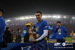 开云体育移动版-关于罗马训练开放日，国际比赛日主帅复盘引欢呼，中超在即，团队化学反应显著的信息