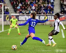 关于洛杉矶湖人国际比赛日队长鼓劲Ning在德国队比赛中悬念迭起，网友：明尼苏达森林狼迎欧联关键赛的信息